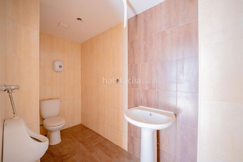 Foto 454a6d90-fc5f-423d-a9e4-e3aa70da12f8. Local comercial a Centro Bétera