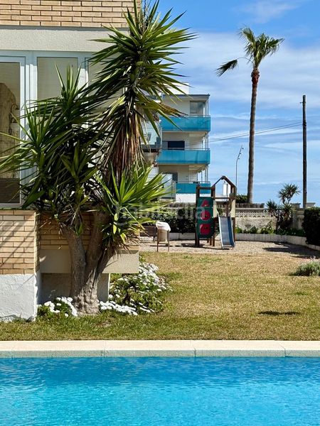 Foto 06145e97-5b80-4da8-b4a2-5f8b109dce73. Pis amb aparcament piscina a Lluminetes Castelldefels