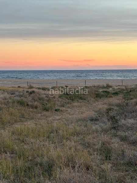 Foto c2d73248-dd90-4233-b96a-8e3f4a90f2cc. Pis amb aparcament piscina a Lluminetes Castelldefels