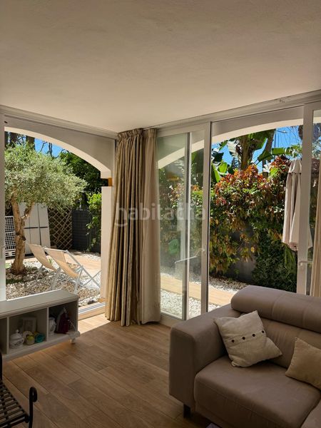 Foto 789fafac-6319-4406-abfd-28d1ad8cd5a8. Apartament amb calefacció aparcament piscina a La Dama de Noche - La Alzambra Marbella