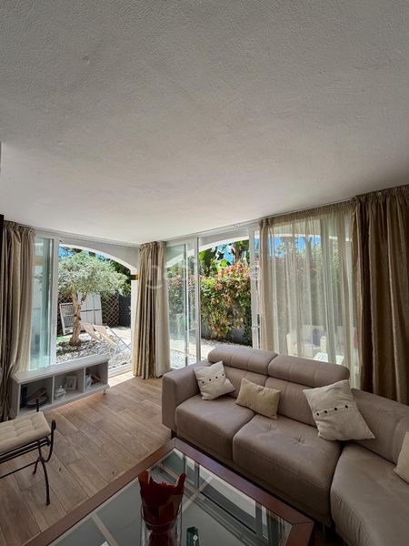Foto a8e6959e-a1ad-4653-ad78-e78fee600d1b. Apartament amb calefacció aparcament piscina a La Dama de Noche - La Alzambra Marbella