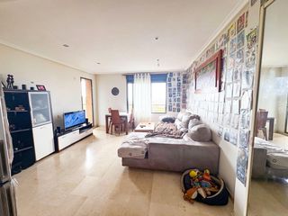 Apartamento  Pasaje pablo iglesias. Apartamento con vistas frontales al mar, piscina, garaje y trast