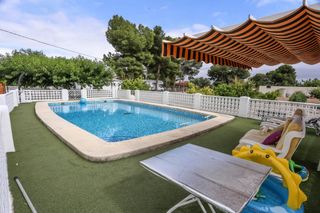 Chalet in Las Trescientas-San Francisco-Ciudad Vergel