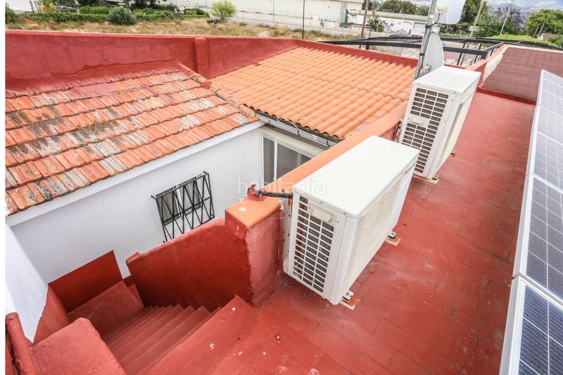 Foto 8376fb81-adb4-42ac-ae64-5baf922918ae. Xalet amb calefacció aparcament piscina a Las Trescientas-San Francisco-Ciudad Vergel Elda