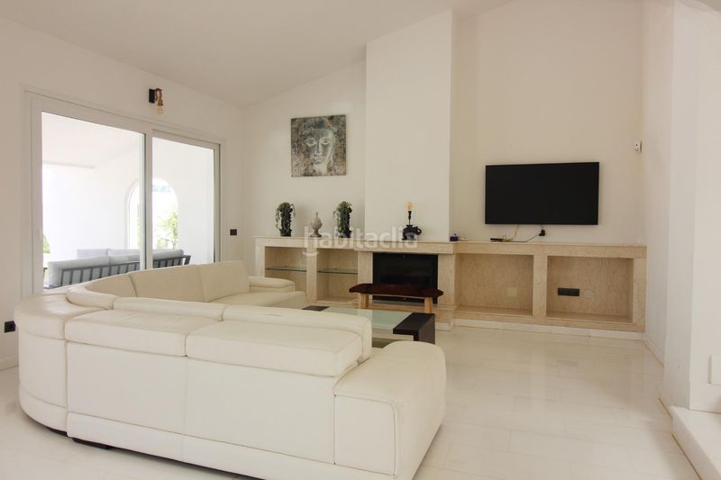 Foto 0420b804-7358-442e-879a-bff3ea0a4070. Chalet mit heizung parking pool in Hacienda Torrequebrada Benalmádena