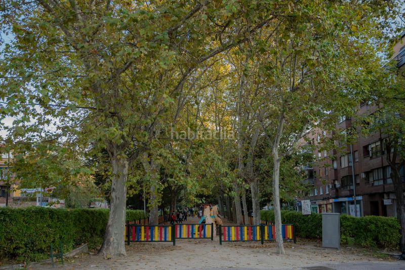 Foto 04d323eb-f3df-42b6-9ef2-a10861102d9e. Pis amb calefacció aparcament piscina a Colina Madrid