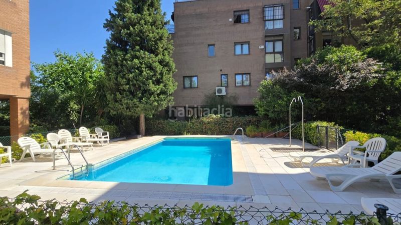 Foto 1286bd3b-03f2-409a-a3cb-8e4c50ed2927. Pis amb calefacció aparcament piscina a Colina Madrid