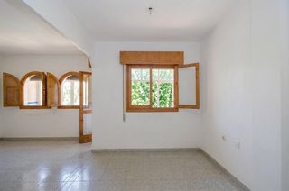 Casa in Calle vera (pv) 11. Tu hogar ideal en puebla de vícar!