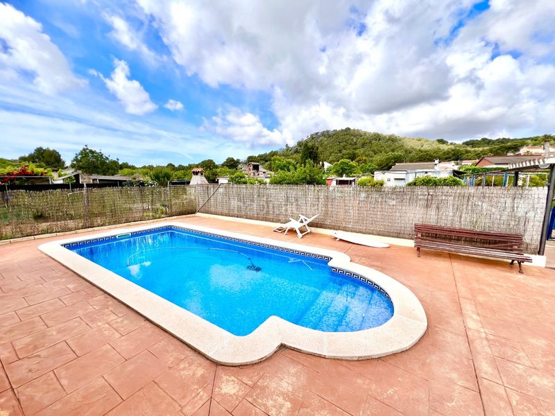 Foto 545d4b90-c1b8-4a03-a970-f677f9c491d9. Xalet amb calefacció aparcament piscina a Mas romeu Calafell