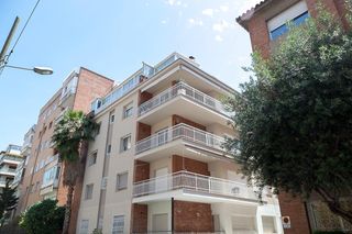 Etagenwohnung  Carrencà. Exclusivo piso alto a tres vientos con gran terraza a tres torre