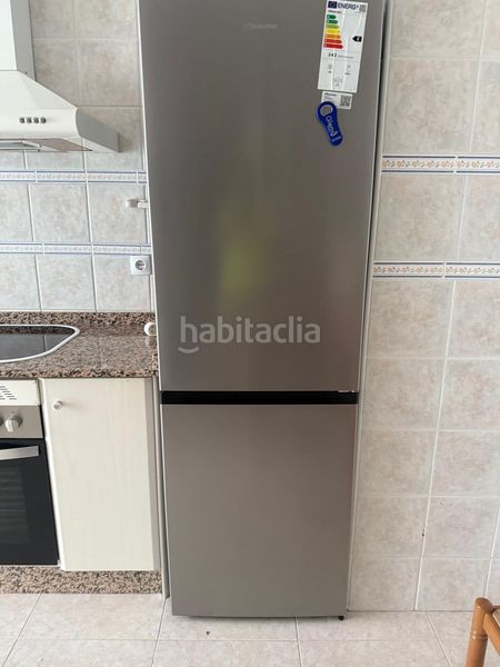Foto 7b1fad5f-d1ab-4ce9-8baf-ff4865deb312. Pis amb aparcament a Salinas