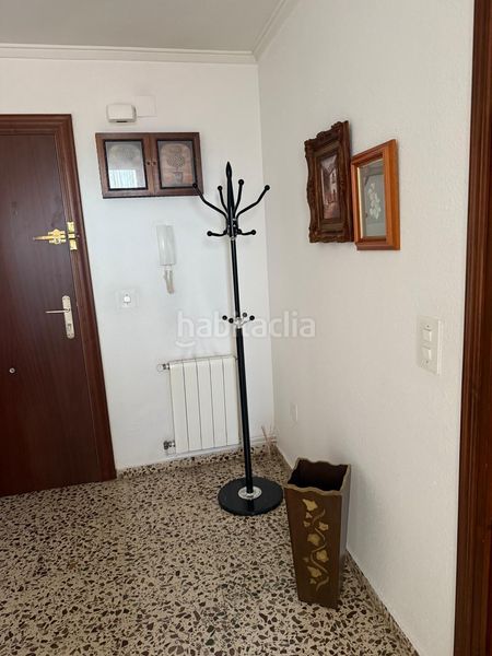 Foto a3f143bc-4599-408d-acc1-a9851193b4c1. Pis amb aparcament a Salinas