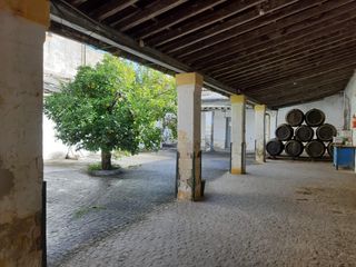 Fabrikhalle  Calle pajarete. Casco de bodega con encanto en el centro de jerez