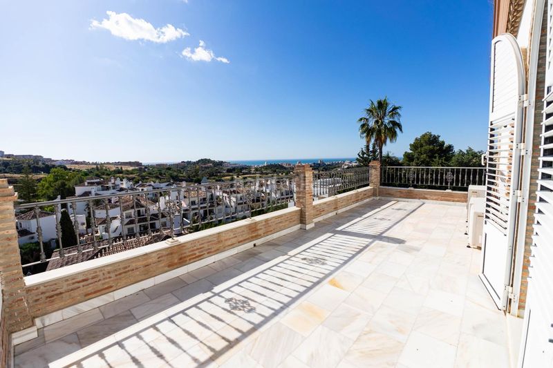 Foto 2c1e99aa-1735-424e-9961-952fff344c00. Xalet amb aparcament piscina a Mijas pueblo Mijas