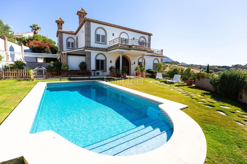 Foto 805be512-4e2b-428a-9268-eecb3268989e. Xalet amb aparcament piscina a Mijas pueblo Mijas