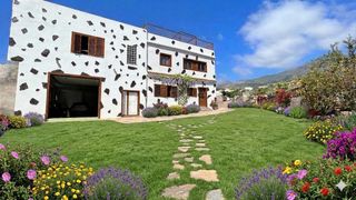 Chalet  Camino lomo juan díaz. Gran chalet independiente con varias edificaciones anexas
