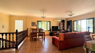 Chalet  Camino lomo juan díaz. Gran chalet independiente con varias edificaciones anexas