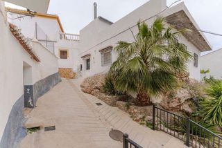 Casa  Calle generalisimo. Auténtica casa andaluza con patio y terraza en lújar  más de 400