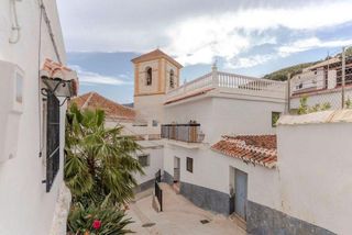 Casa a Lújar. Auténtica casa andaluza con patio y terraza en lújar  más de 400