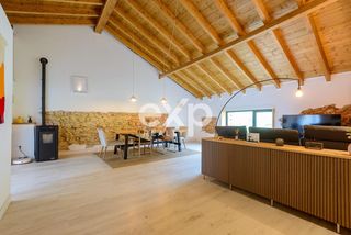 Casa a Lugar villanueva (samartino) 13. Casa reformada con terreno en entorno natural privilegiado  vill