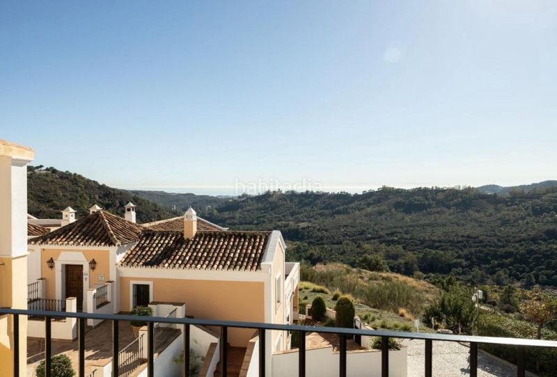 Foto 98268e32-0949-4235-b933-e8036080b08a. Casa adosada  idílica con vistas al mar en monte mayor, en Benahavís
