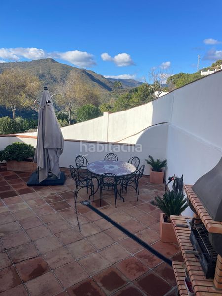 Foto e8ff2899-878f-4d0a-a3a8-9a99370d29d5. Casa adosada  idílica con vistas al mar en monte mayor, en Benahavís