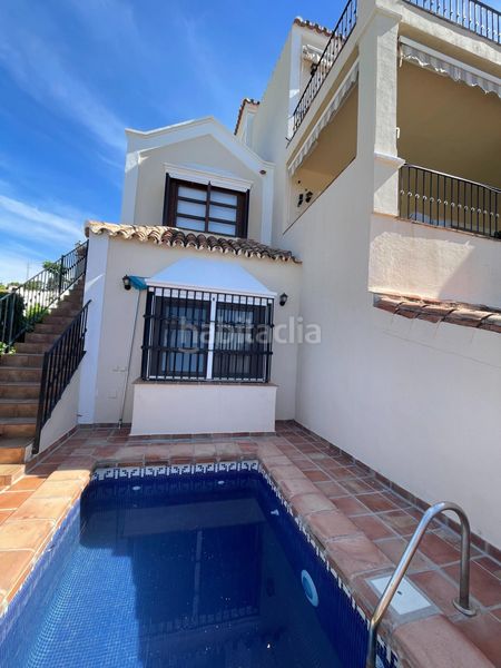 Foto f49ac356-a322-49cb-96a2-d078f44b7261. Casa adosada  idílica con vistas al mar en monte mayor, en Benahavís