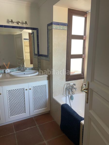 Foto f8c90b85-7735-41c2-a40b-37ee2450a269. Casa adosada  idílica con vistas al mar en monte mayor, en Benahavís