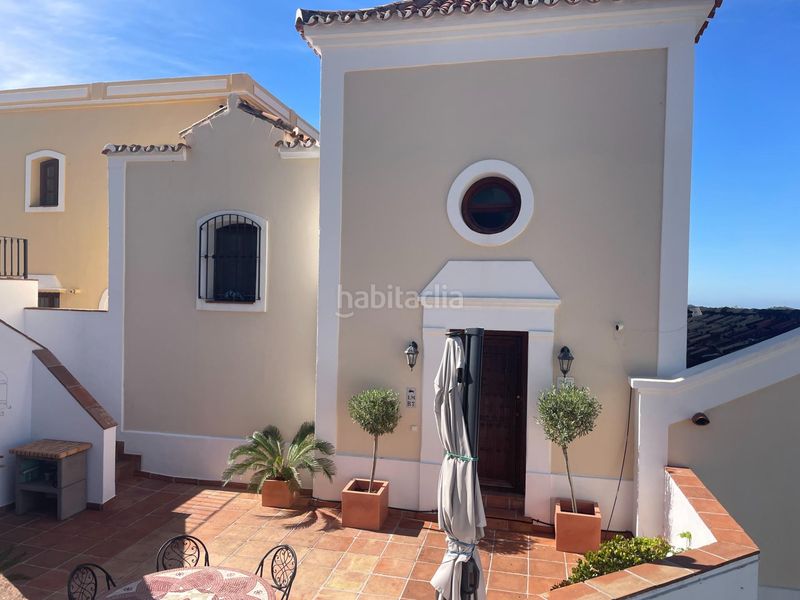 Foto fbcb8da8-6385-402b-9ab7-ba94ce44c4ca. Casa adosada  idílica con vistas al mar en monte mayor, en Benahavís