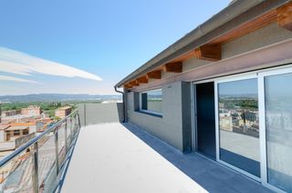 Bureau  Carrer de les creus 13. Activo inmobiliario único en constantí  174 m2 con 4 terrazas pr