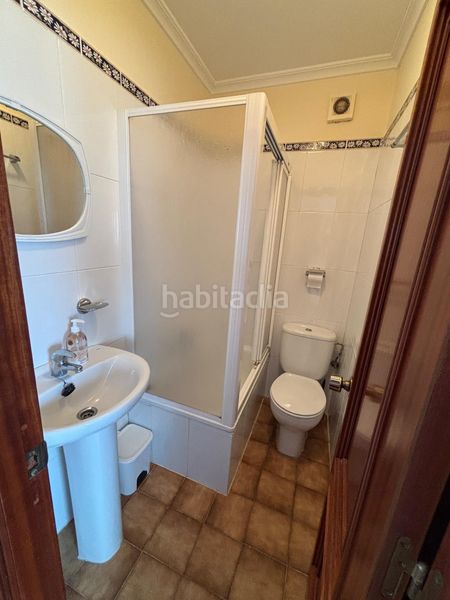 Foto b0bd24d2-e4ad-4a06-be76-ce05c6811802. Edificio in Barreiros