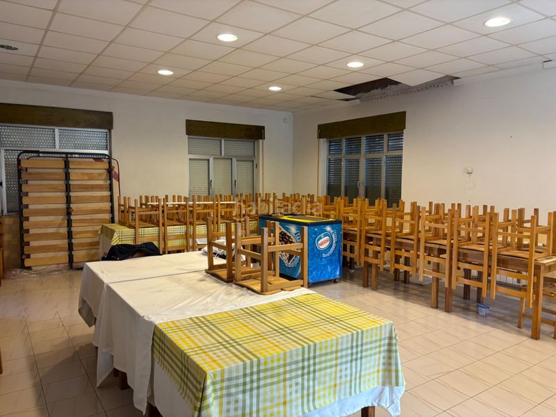 Foto b0f0c859-2fbf-4a1b-bf9d-2d83b8b4edea. Edificio in Barreiros