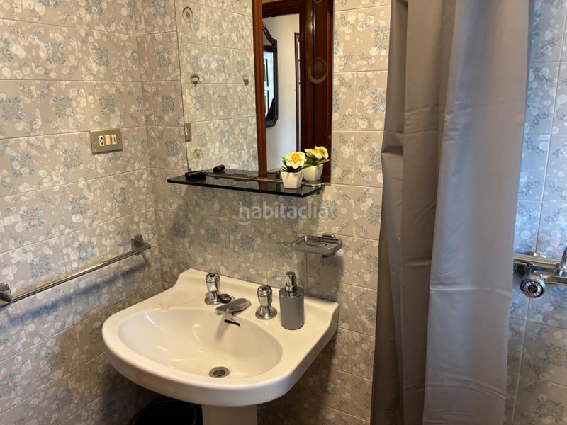 Foto ff498a38-4c3a-4b3e-8752-54e702d04f47. Edificio in Barreiros