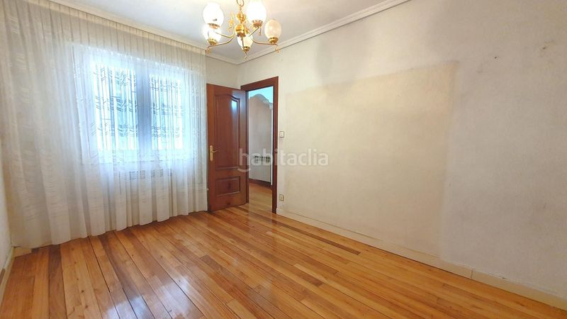 Foto ce6c5b47-4fe7-402a-bafe-a42a2af7ceb2. Pis amb calefacció a Llodio