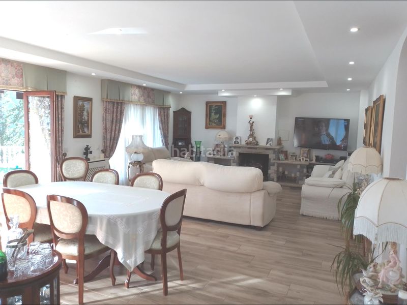 Foto 9f2cc55a-3b02-4ea7-8c93-e680c11ee181. Casa amb aparcament piscina a Canyelles Lloret de Mar