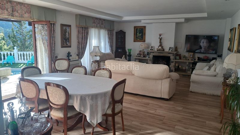Foto b8140ee5-7fa1-43a5-b444-df557893bf25. Casa amb aparcament piscina a Canyelles Lloret de Mar