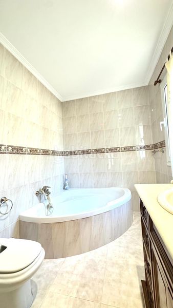 Foto ee706aea-92de-45c6-9615-5399ef673754. Xalet amb calefacció aparcament piscina a Son Amonda - Reis Catòlics Inca