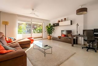 Duplex  Calle de la mare de déu de les feixes. Dúplex con terraza, piscina y entrada independiente junto a coll