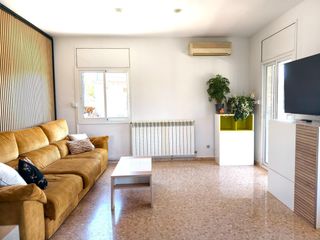 Haus in Aiguamurcia 4. Amplia vivienda en plena naturaleza con vistas despejadas y apar
