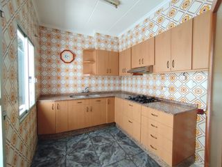 Maison  Sant llorenç. Casa espaciosa para reformar en aielo de malferit