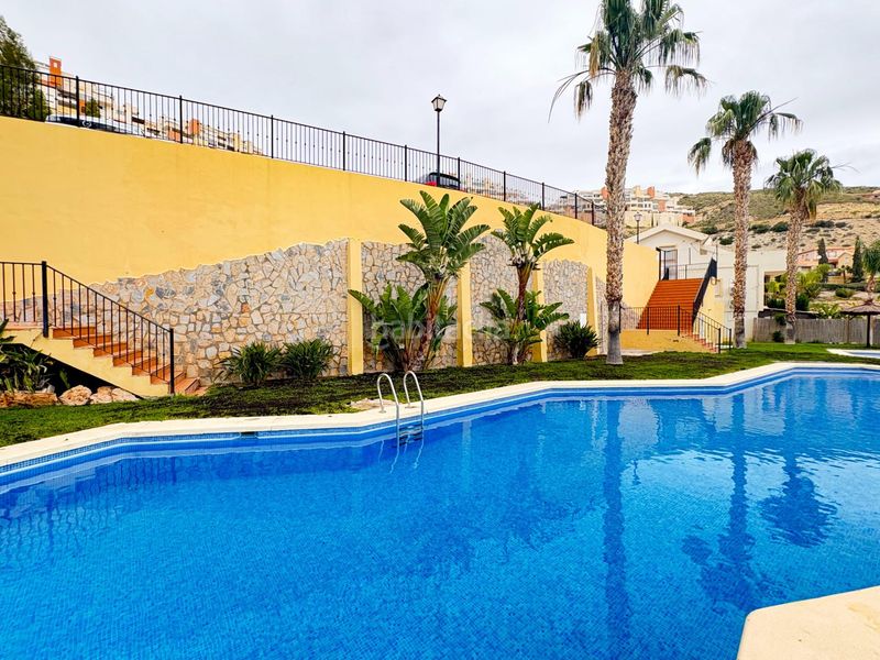 Foto d412e02a-d323-46bf-b771-4343a08cb977. Casa adossada amb aparcament piscina a Bonalba-Cotoveta Mutxamel