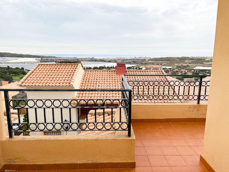 Foto d9b88545-0ab6-4397-9282-78bf0d617c0a. Casa adossada amb aparcament piscina a Bonalba-Cotoveta Mutxamel