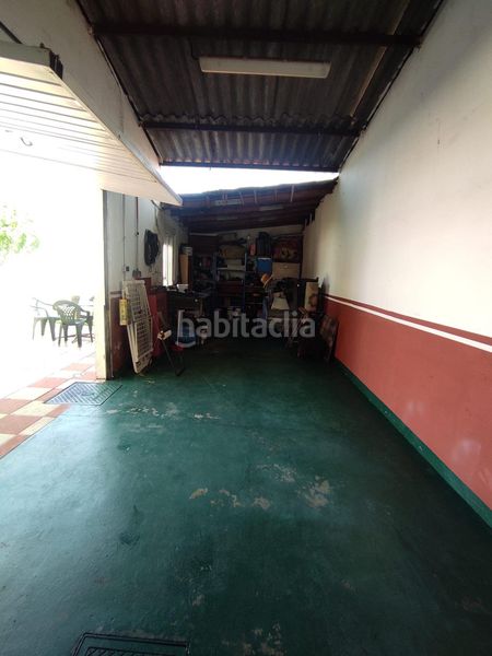 Foto 2b2582ba-b040-4fa8-aa00-abac6cb751c0. Chalet en calle calle imprenta 18 amplio chalet con piscina en san andrés del rabanedo 400,000 en Trobajo del camino