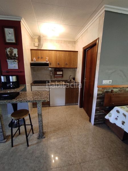Foto 7f8001d8-b42a-44be-a1d7-3c103841af3a. Chalet en calle calle imprenta 18 amplio chalet con piscina en san andrés del rabanedo 400,000 en Trobajo del camino