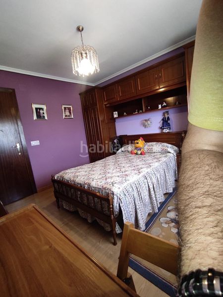 Foto 98fa907d-91f8-42ed-97c9-3a6d17dd0a53. Chalet en calle calle imprenta 18 amplio chalet con piscina en san andrés del rabanedo 400,000 en Trobajo del camino