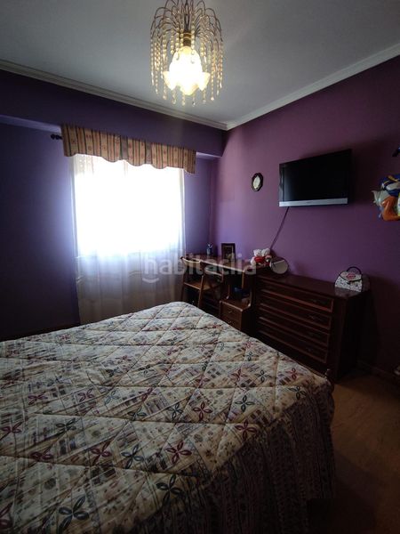 Foto ed48dbee-e079-4dd5-98ab-073ac65c571f. Chalet en calle calle imprenta 18 amplio chalet con piscina en san andrés del rabanedo 400,000 en Trobajo del camino