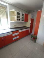 Chalet à Calle general mola-ar 18. Espectacular chalet en la vegaoteruelo, león por solo 269,000
