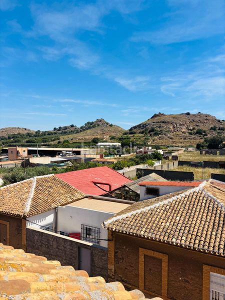 Foto ca290fcb-cc30-47c7-a11a-163125a8069d. Casa amb aparcament a La Unión Unión (La)