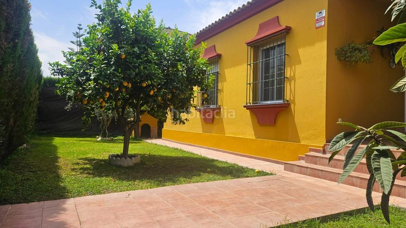 Foto b32a37bf-469a-43d8-bad4-3b5620068089. Xalet amb aparcament piscina a Zona Universitaria Bormujos