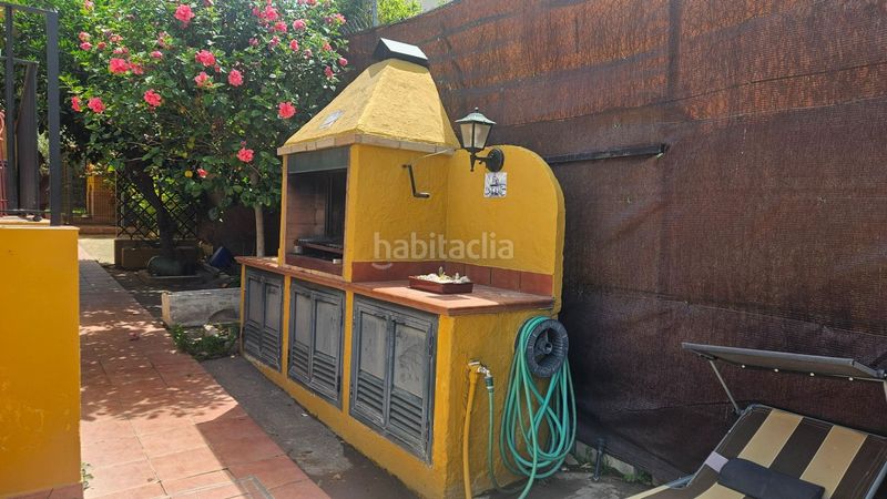 Foto bba396cf-01c9-4cf8-818c-dc564a47227d. Xalet amb aparcament piscina a Zona Universitaria Bormujos